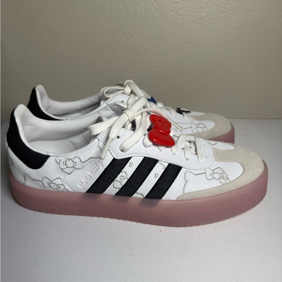 White and Pink Hello Kitty x Adidas Sambae Women's size 11 Limited Edition - Picture 5 of 11
